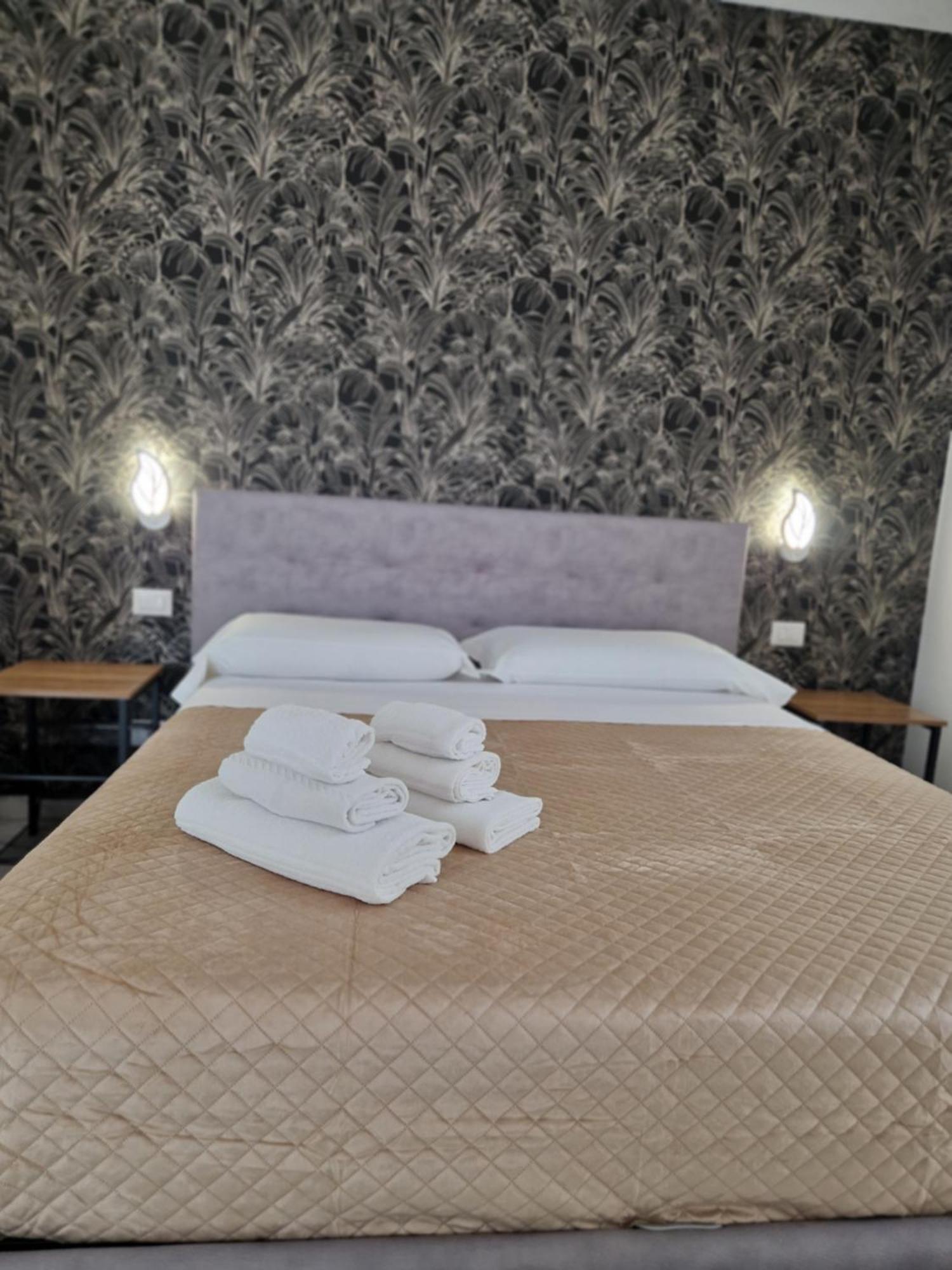 Hotel Eden Lamezia Terme Exterior foto